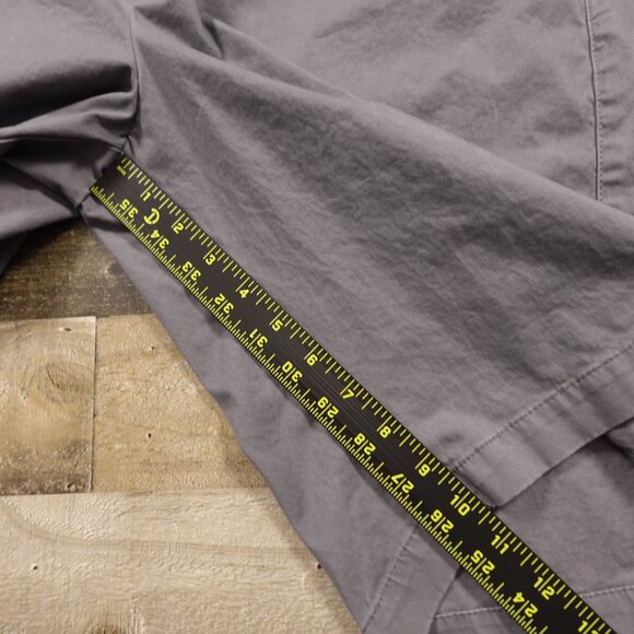 Tommy Bahama Chino Shorts men's 36 gray 10.5" inseam golf vacation beach lounge - Picture 4 of 9